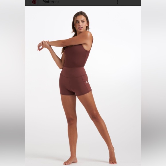 Vuori Ribbed Studio Onesie - Picture 9 of 12